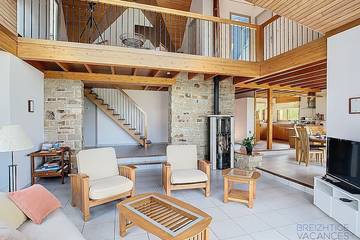 Location de vacances pour 6 personnes, avec terrasse et jardin dans Plage De Goulien