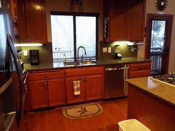 Log Cabin for 8 People in Mariposa County, Photo 2