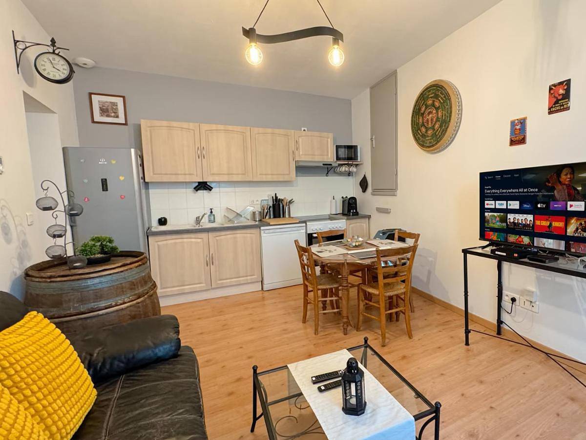 Appartement entier, Appartement cosy centre Lons Le Saunier in Lons-le-Saunier, Jura
