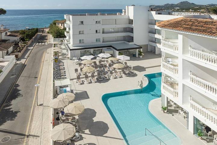 Hotel für 2 Personen, mit Balkon und Terrasse sowie Pool und Ausblick in Son Moll - 2