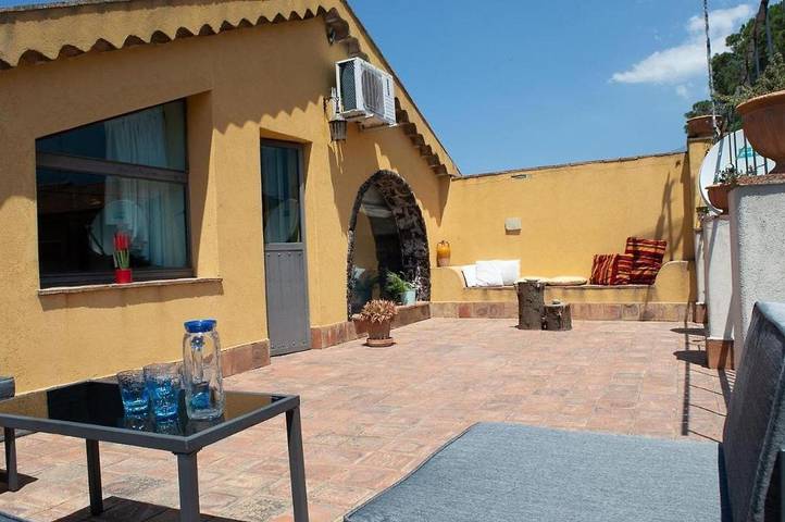 Location de vacances pour 6 personnes, avec Balcon et Jacuzzi ainsi que Terrasse et Jardin à Nicolosi - 4
