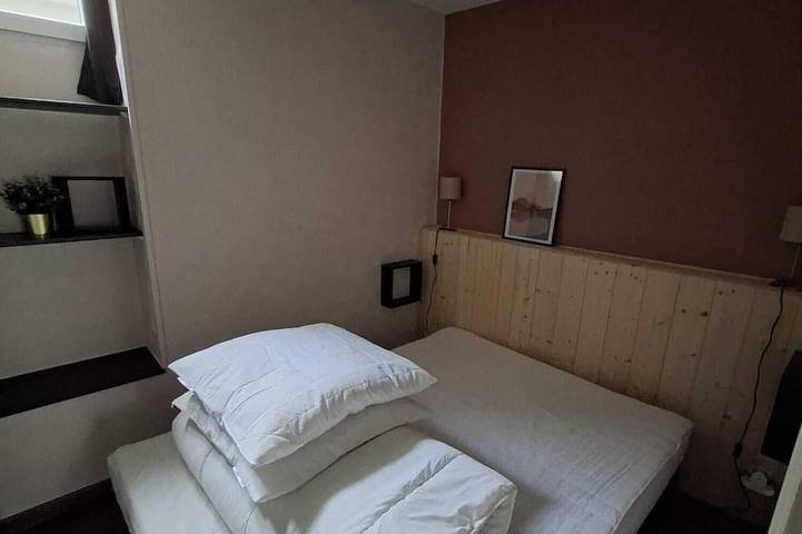 Ganze Wohnung, Apartment Veronica - your cocoon with terrace in the center of La Bourboule in La Bourboule, Regionaler Naturpark Volcans d'Auvergne