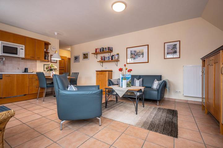 Ferienwohnung für 2 Personen, mit Balkon in Wustrow - 2