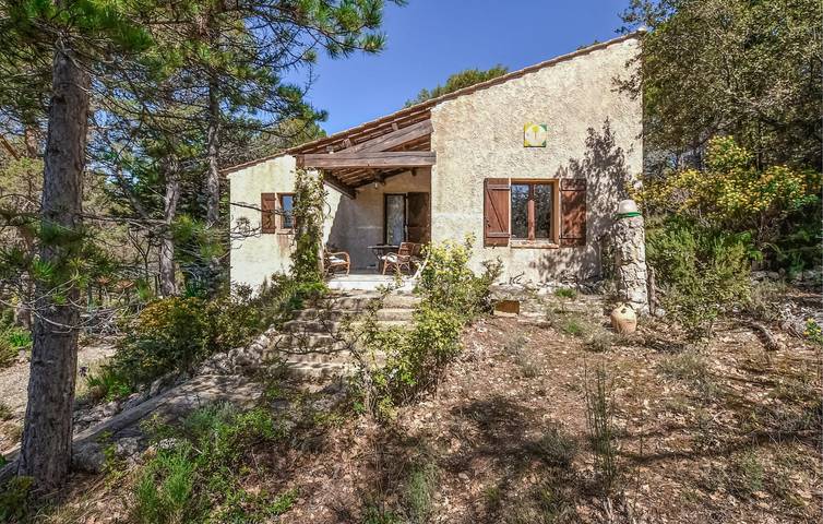 Location de vacances pour 6 personnes, avec piscine ainsi que terrasse et jardin à Apt - 2