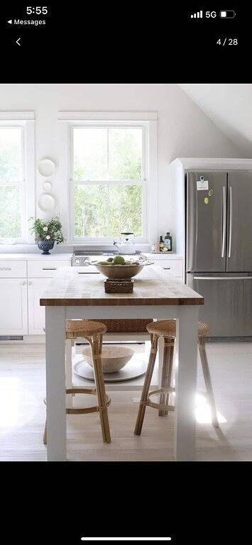 Ganze Wohnung, Luxury Downtown Cvx - The Apartment #3 in Charlevoix, Charlevoix County