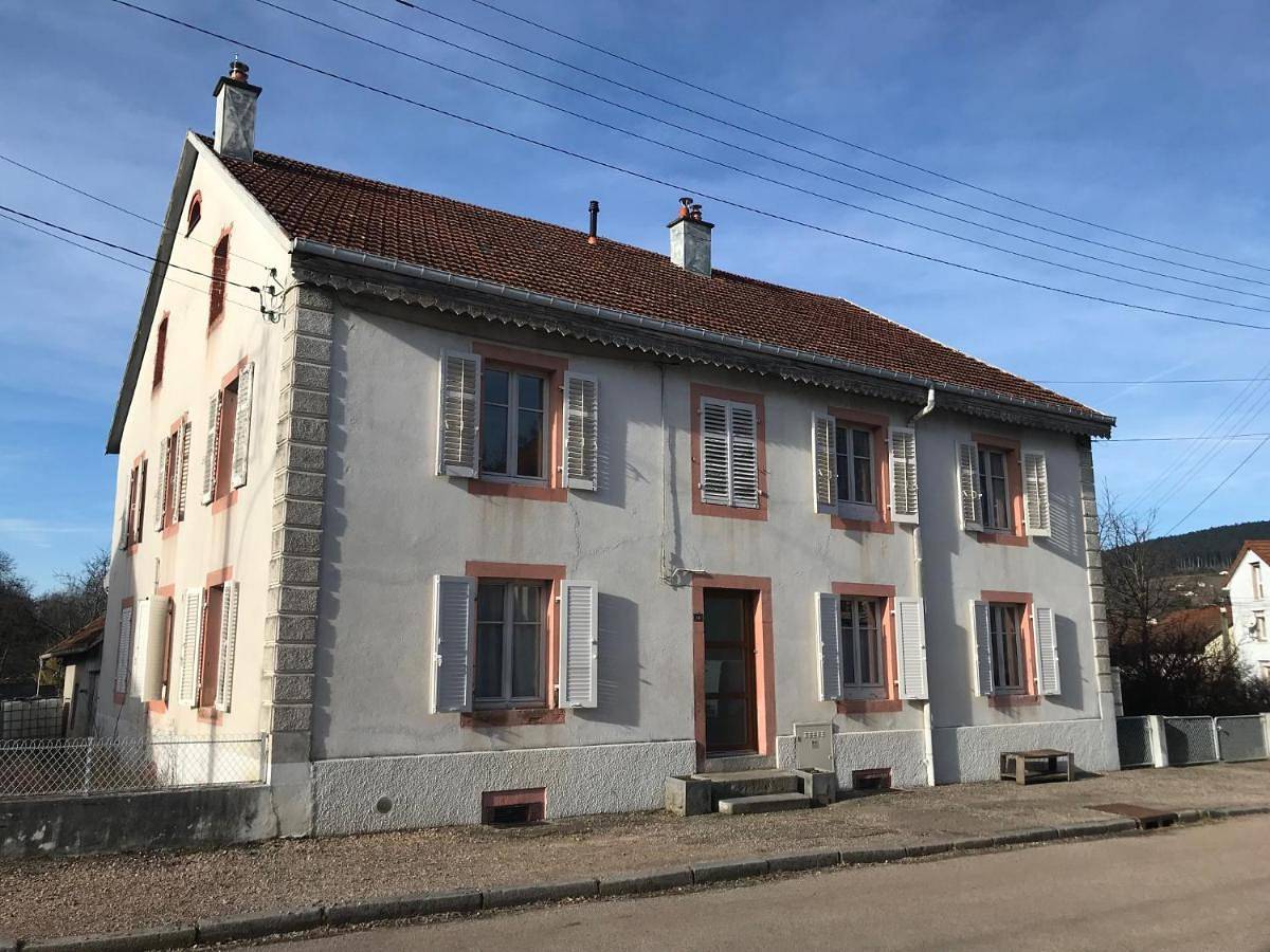 Appartement entier, One-Bedroom Apartment in Plainfaing, Parc naturel régional des Ballons des Vosges