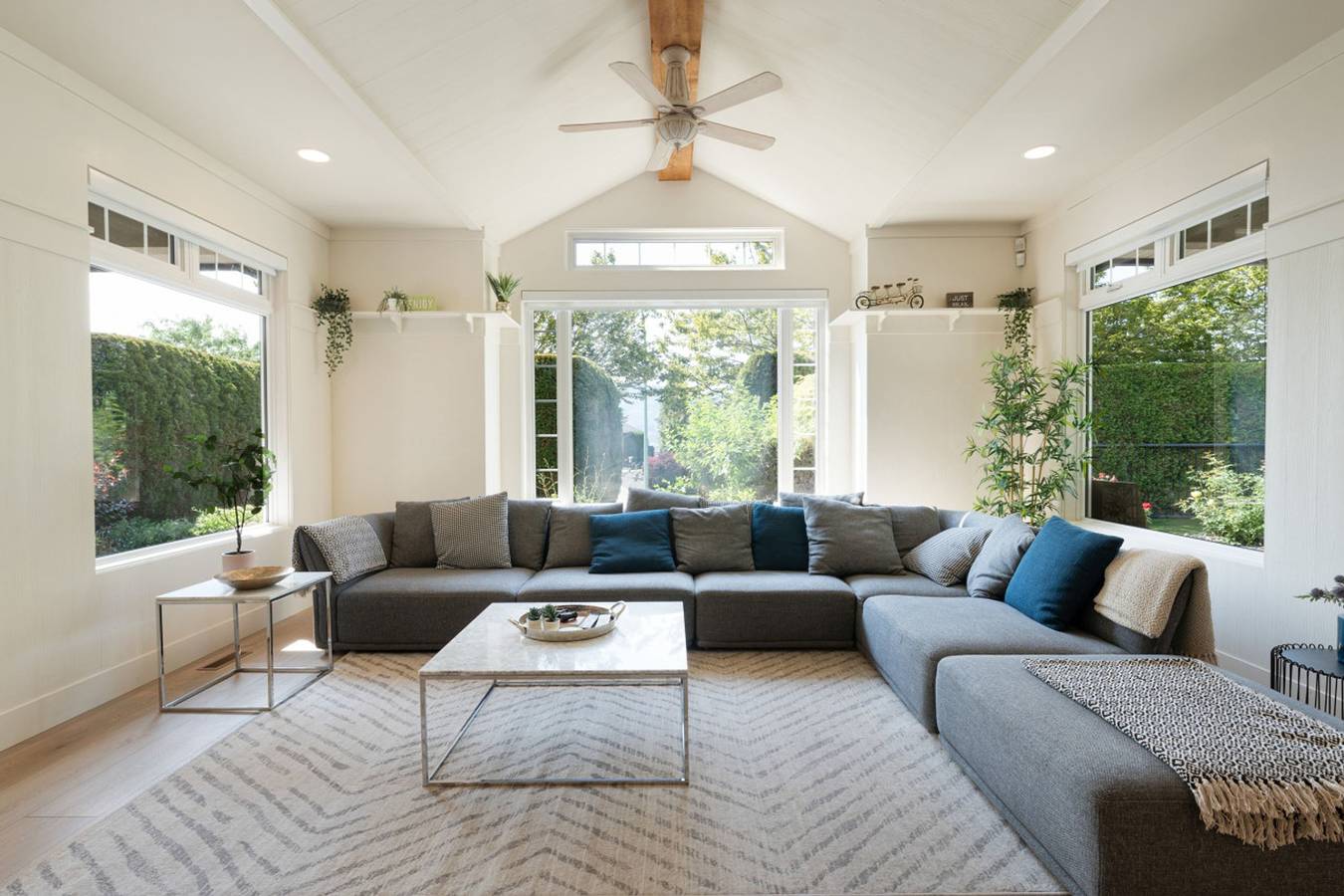 Luxurious West Kelowna Retreat w/Heated Pool & Hot Tub in West Kelowna, Crystal Mountain