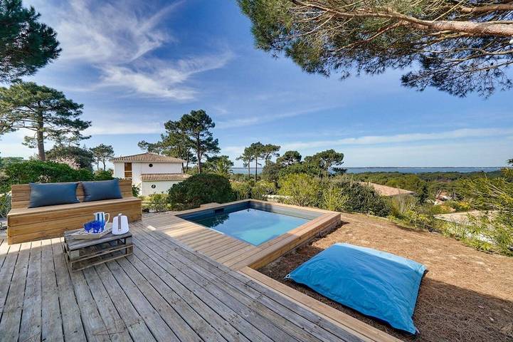 Villa pour 13 personnes, avec jardin et piscine dans Pyla-sur-Mer