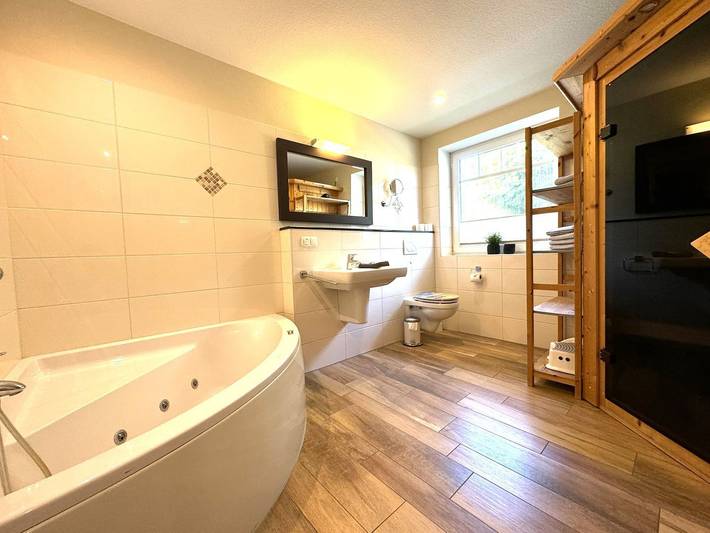 Ferienhaus für 6 Personen, mit Sauna und Whirlpool sowie Garten, kinderfreundlich in Kabelhorst - 3