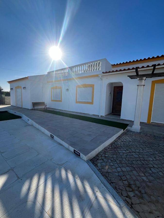 Villa Casa de Campo in Mexilhoeira Grande, Distrito de Faro