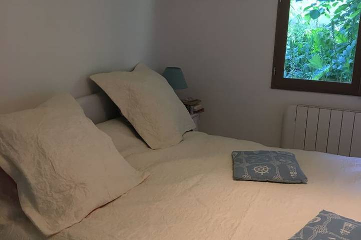 Location de vacances pour 6 personnes, avec jardin à Urville-Nacqueville - 2