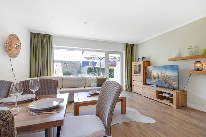 Ganze Wohnung, Ein schönes Appartement, das keine Wünsche offen lässt. in Wenningstedt, Sylt
