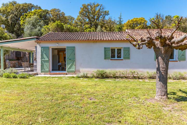 Villa für 6 Personen, mit Terrasse und Garten sowie Pool, kinderfreundlich in Frankreich - 3