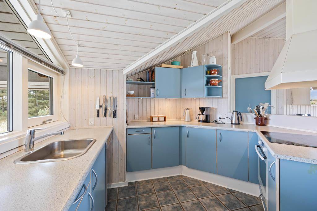 Sommerhaus mit Kamin, Sauna und Whirlpool in Hvide Sande, Holmsland Klit