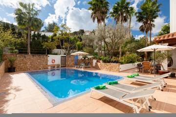 Villa in Santa Eulària des Riu, Ibiza Osten für 8 