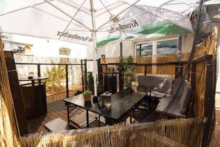 Ferienwohnung für 6 Personen, mit Terrasse und Garten