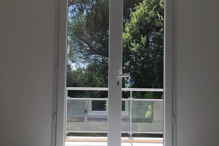 Air-conditioned detached villa with secure/heated swimming pool and large garden in Puget-sur-Argens, Costa mediterránea (Francia)