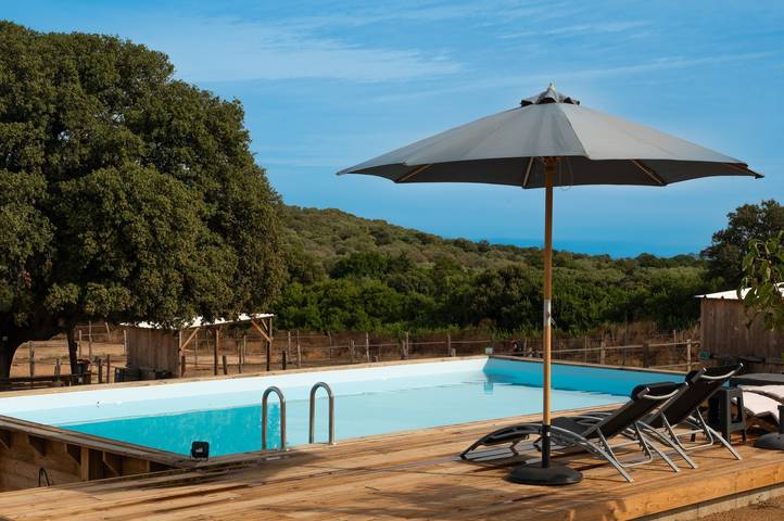 Chalet pour 2 personnes, avec jardin en Corse - 2