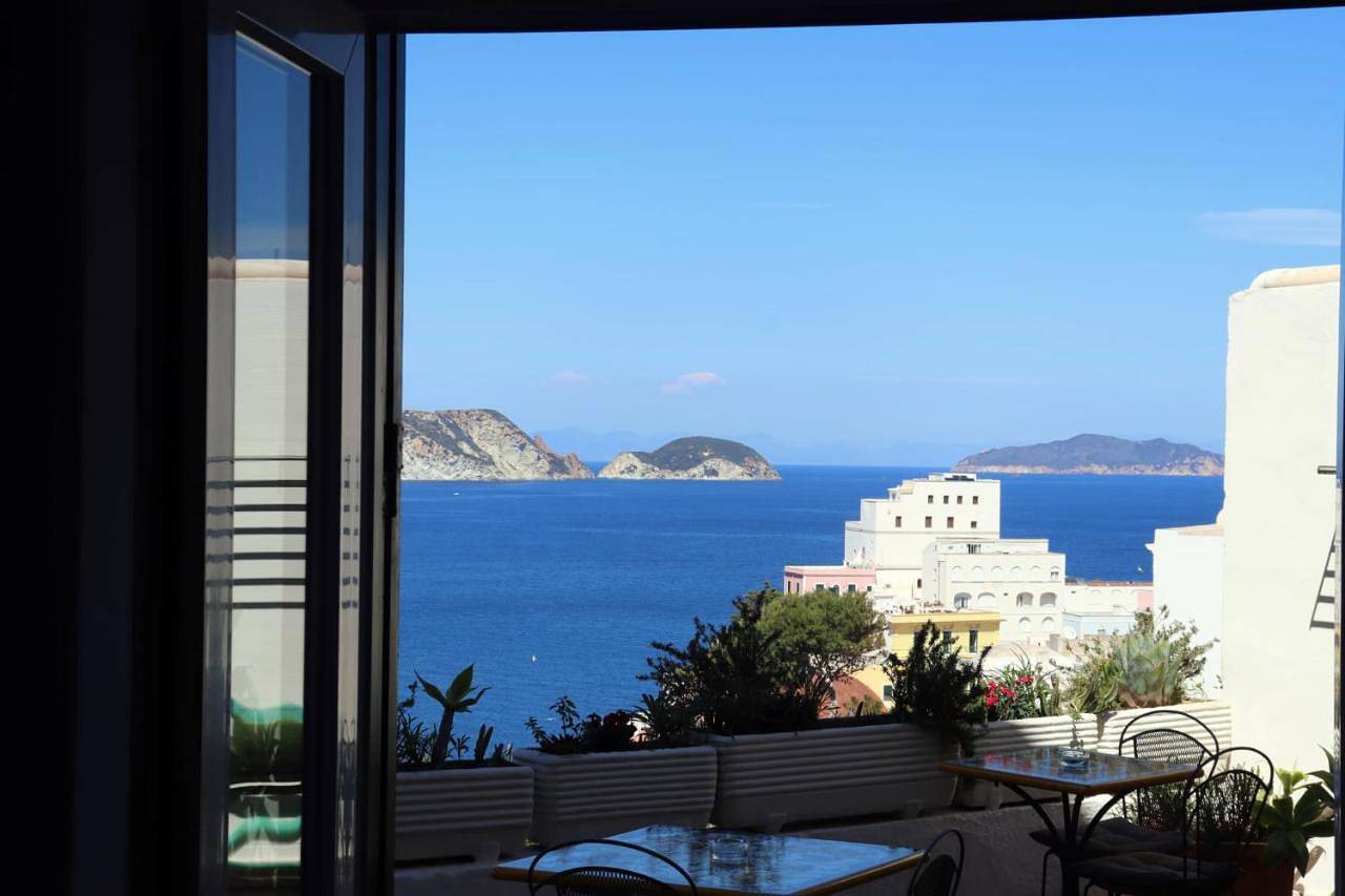 Villa Ersilia in La parata, Ponza