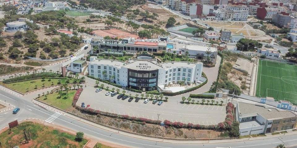Hôtel pour 3 personnes, avec jardin ainsi que piscine et vue dans Province d'Al Hoceima - 3