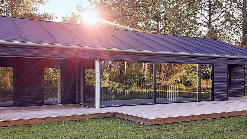 Ferieudlejning for 6 personer, med jacuzzi og terrasse i Skallerup Klit