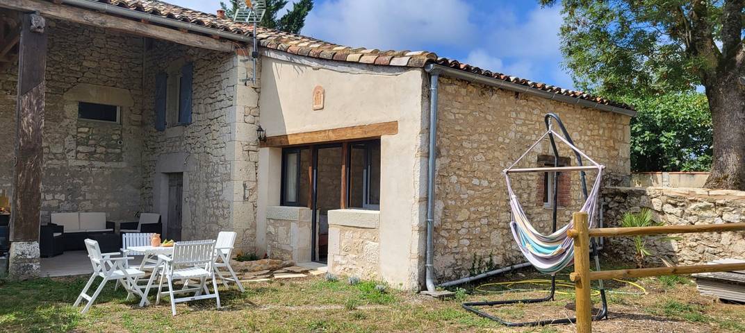 Gîte pour 4 personnes, avec jardin et terrasse - 1
