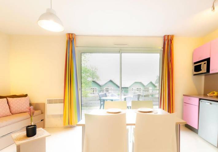 Gîte pour 4 personnes, avec balcon et piscine à Chaveignes - 4
