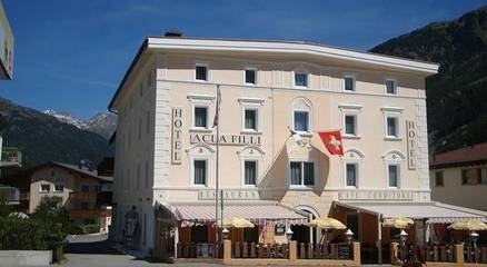 Hôtel pour 2 personnes, avec balcon, adapté aux familles à Zernez