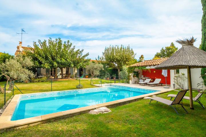 Location de vacances pour 6 personnes, avec jardin et terrasse à Eyragues - 3