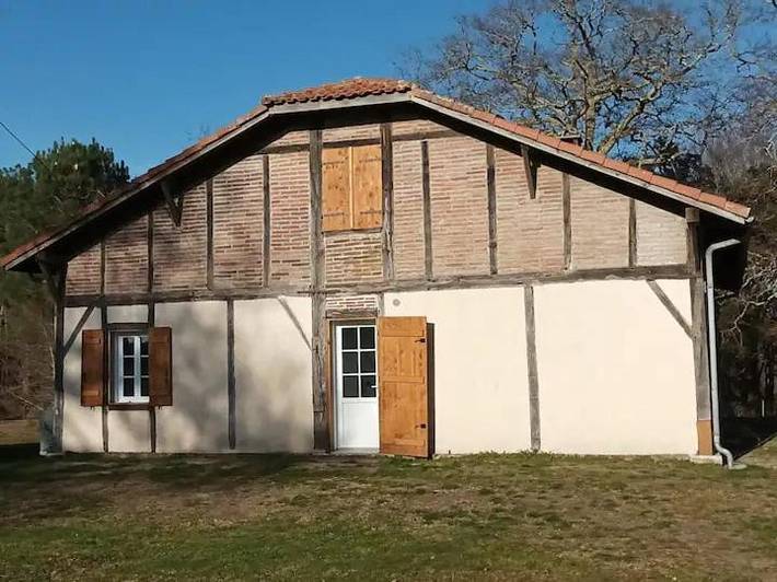 Location de vacances pour 14 personnes, avec Terrasse ainsi que Jardin et Vue à Castets (Landes)