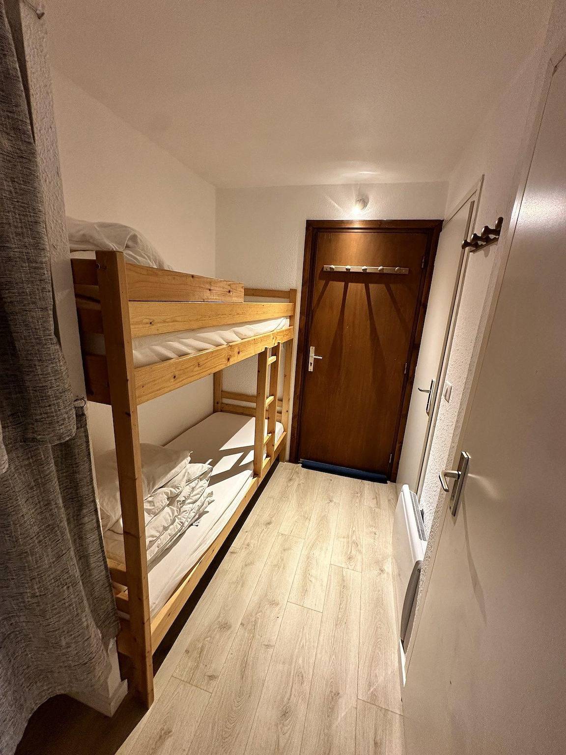 Entire studio, Résidence la Mélusine - Studio mezzanine 6 people (20) in Villard-de-Lans, Parc naturel régional du Vercors