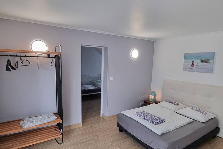 Gîte pour 6 personnes, avec jardin à Hermanville-sur-Mer - 4