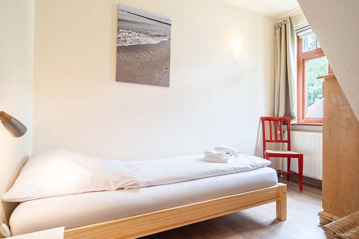 Ferienhaus für 4 Personen, mit Terrasse und Garten in Wustrow - 4