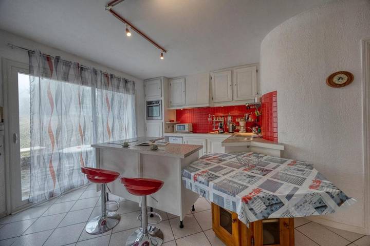 Location de vacances pour 10 personnes, avec Balcon et Terrasse ainsi que Jardin et Vue à Saint-Nizier-du-Moucherotte