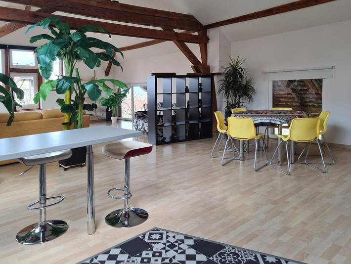 Location de vacances pour 6 personnes, avec vue et jardin à Saint-Nabor - 3