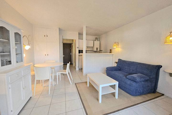 Gîte pour 4 personnes, avec jardin dans Plage de la Légenèse - 3