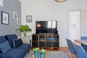 Appartement De Vacances pour 11 Personnes dans Anjos, Arroios, Photo 4