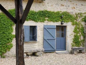 Maison d’hôte pour 5 personnes, avec vue ainsi que terrasse et jardin à Vigoux
