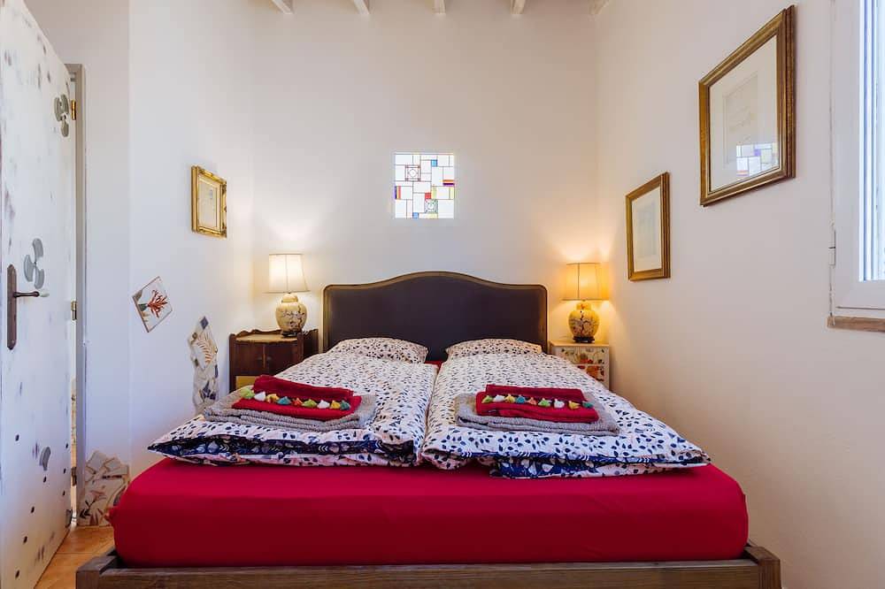 Ganze Wohnung, Casa tempo e amor: ein Zuhause für zwei über den Dächern von Vila do Bispo in Vila do Bispo e Raposeira, Naturpark Südwest-Alentejo und Costa Vicentina