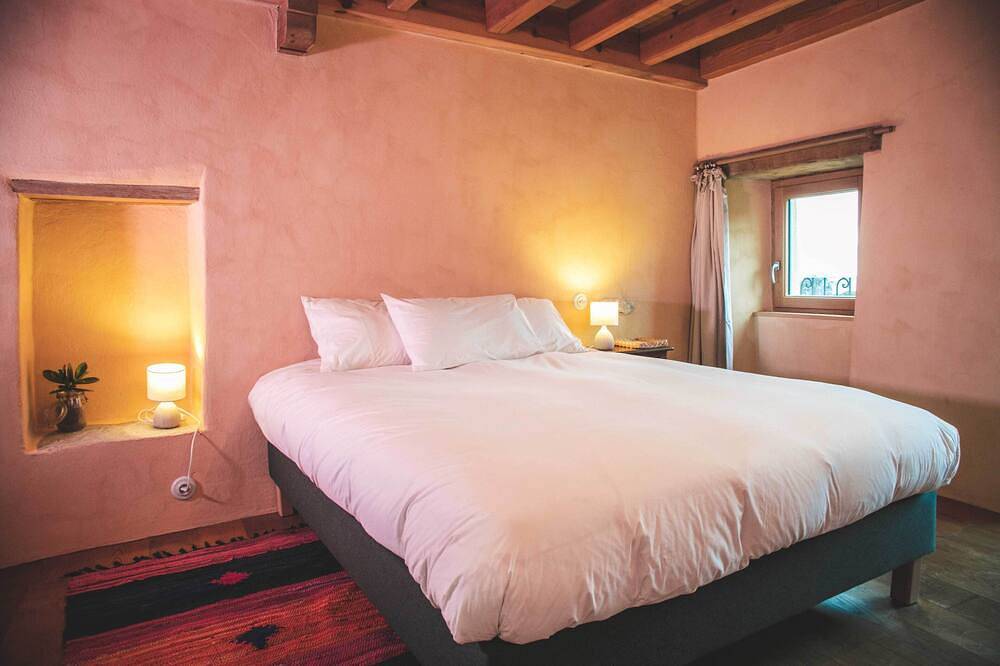 Chambre Avec vue mer Dans L'éco-lodge de Carbonaccio in Chiatra, Corte e dintorni