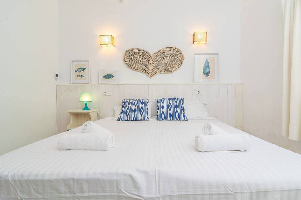 Sol I Vent - Haus In Cala Llombards. Wifi Gratis in Cala Llombards, Santanyí