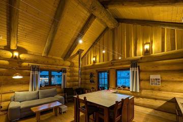 Blockhütte für 3 Personen, mit Sauna und Terrasse sowie Garten in Groß Nemerow