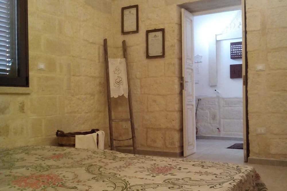 Das Haus der Großeltern von 1945 in Spongano, Lecce Provinz