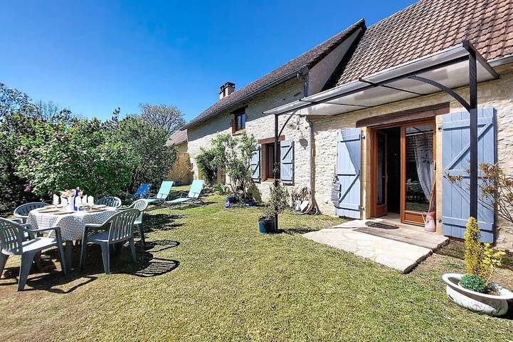 Location de vacances pour 6 personnes, avec Jardin à Saint-Chamarand