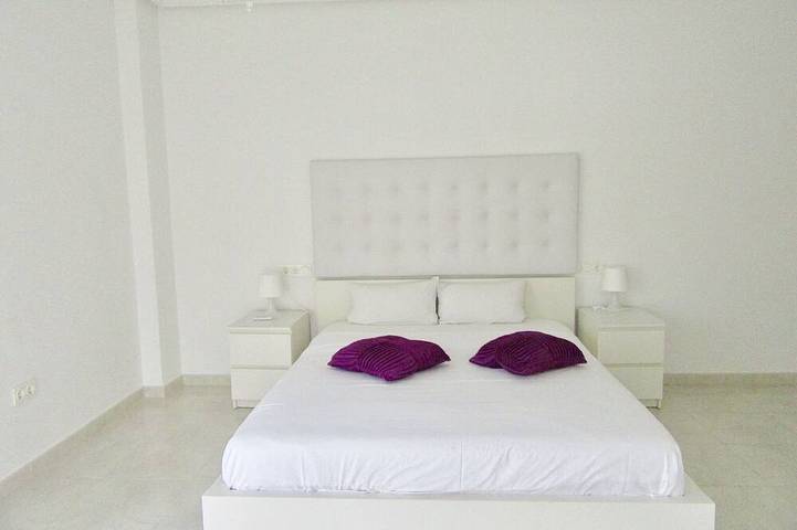 Villa Lissa mit privatem beheiztem Pool in Mijas Costa, Mijas