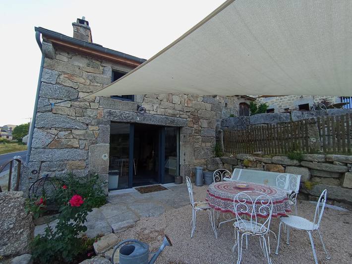 Gîte pour 5 personnes, avec Terrasse ainsi que Jardin et Vue
