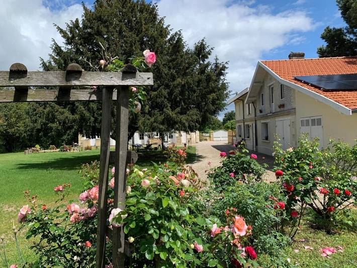 Location de vacances pour 5 personnes, avec jardin et vue à Ambarès-et-Lagrave - 3