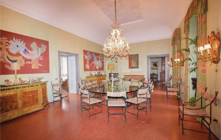 Apartamento vacacional entero, Alquiler de 400m2 con piscina, terraza e Internet a 800m de Calco in Calco (Italia), Brianza