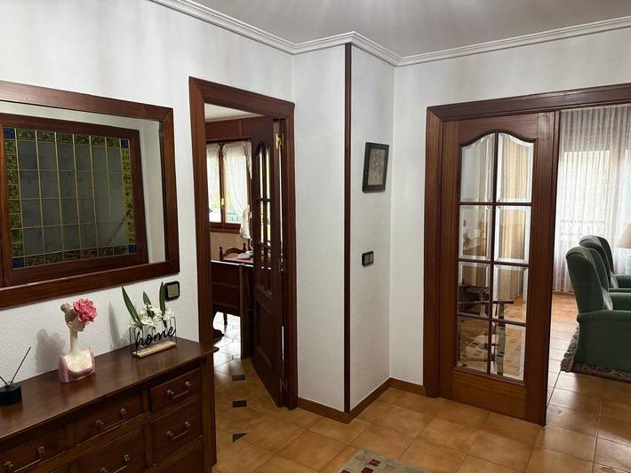 Ferienhaus 'Podium' mit Bergblick, Balkon und Wlan in Villabuena de Álava, Rioja Alavesa