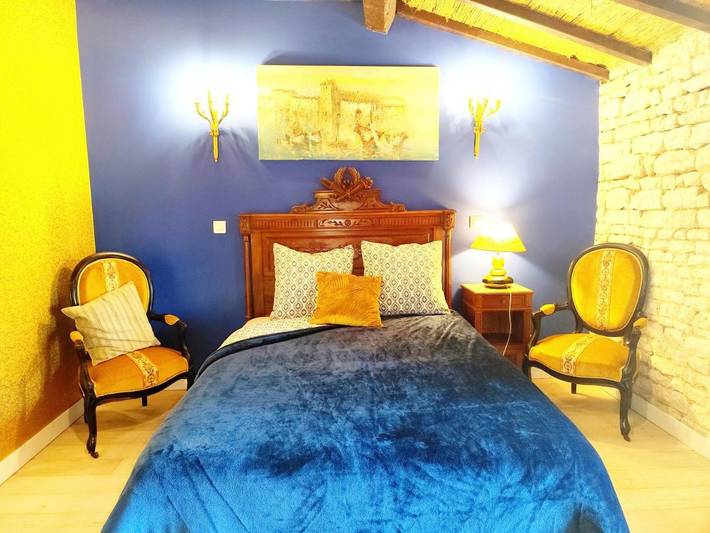 Chambre d’hôte pour 3 personnes, avec jardin ainsi que vue et piscine dans Fontenay-le-Comte - 3